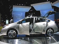 Timothy-K_2004-Prius_New-York-Auto-Show_06