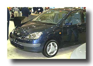 Prius_AutoShow2000_01