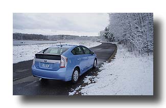 Prius-PHV_Snow_267