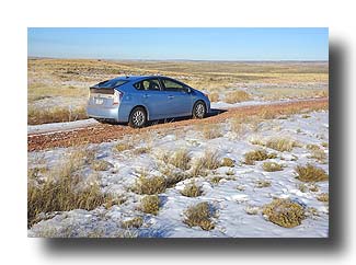Prius-PHV_WyomingTrip_RedRoad_05