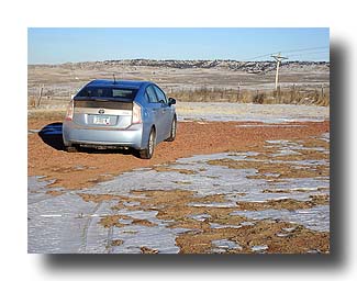 Prius-PHV_WyomingTrip_RedRoad_14