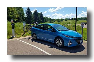 Prius-Prime_AtTheBluff_01