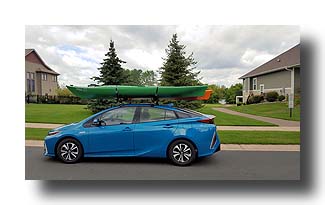 Prius-Prime_Kayak_01