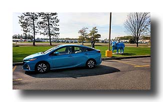 Prius-Prime_UpNorthCharging_01