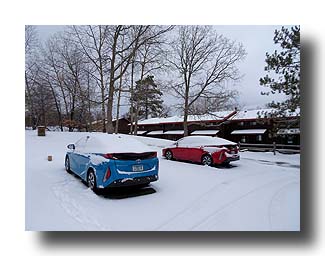 Prius-Prime_UpNorthSnow_01